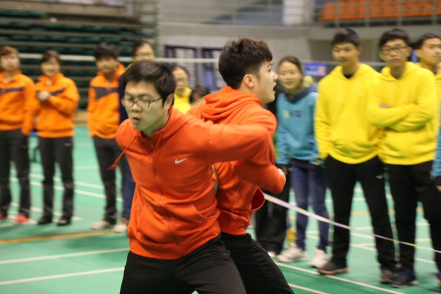 奮力拼搏，勇奪第一；團(tuán)結(jié)協(xié)作，興我萬達(dá) ！