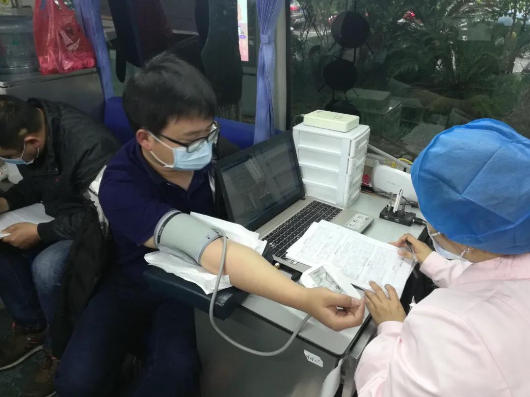 愛心獻(xiàn)血，溫暖中國，湖南萬達(dá)在行動！