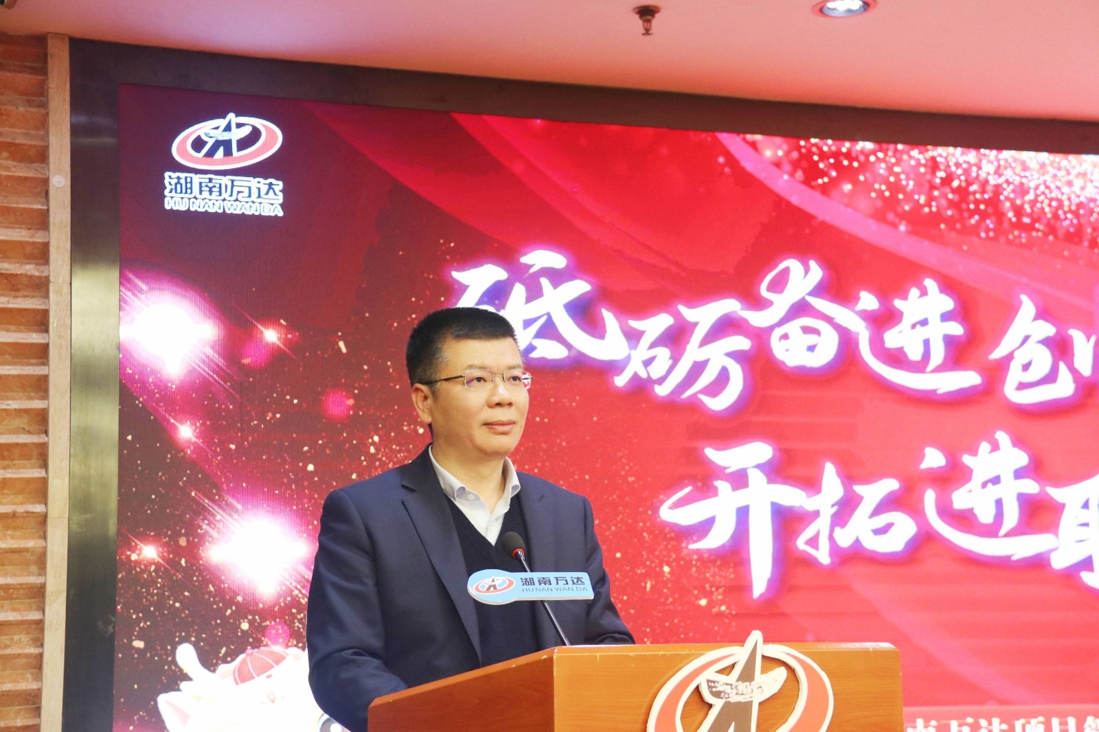 顏佳鴻.jpg 顏佳鴻.jpg